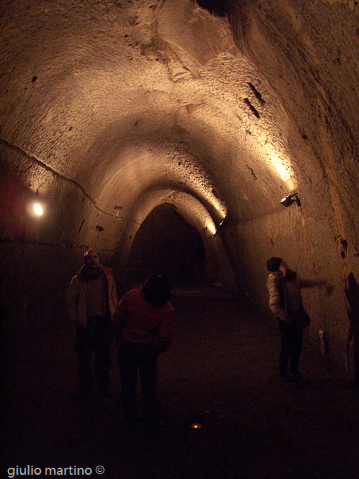 cripta dell'Abbazzia benedettina di San Salvatore Telesino