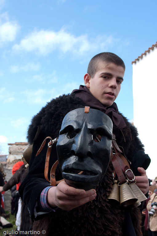 maschera di Mamuthones - carnevale di Mamoiada