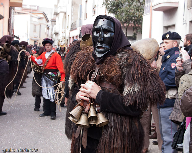 Mamuthones  - carnevale di Mamoiada