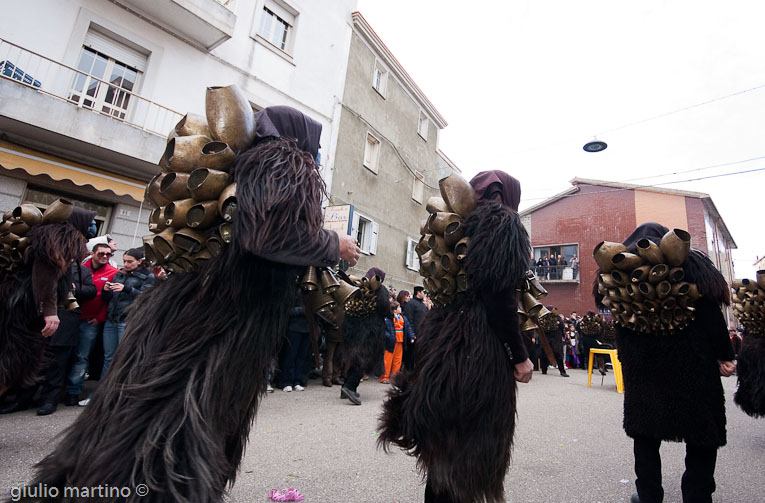 Mamuthones - carnevale di Mamoiada.